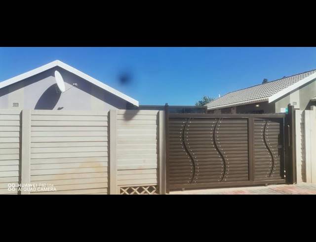 2 BEDROOM HOUSE FOR SALE IN SKY CITY